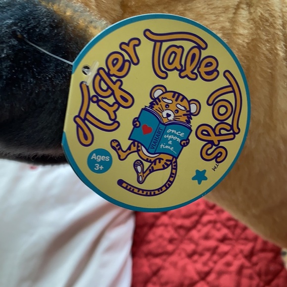 Pug stuffed animal. Soft and cuddly - Picture 4 of 5